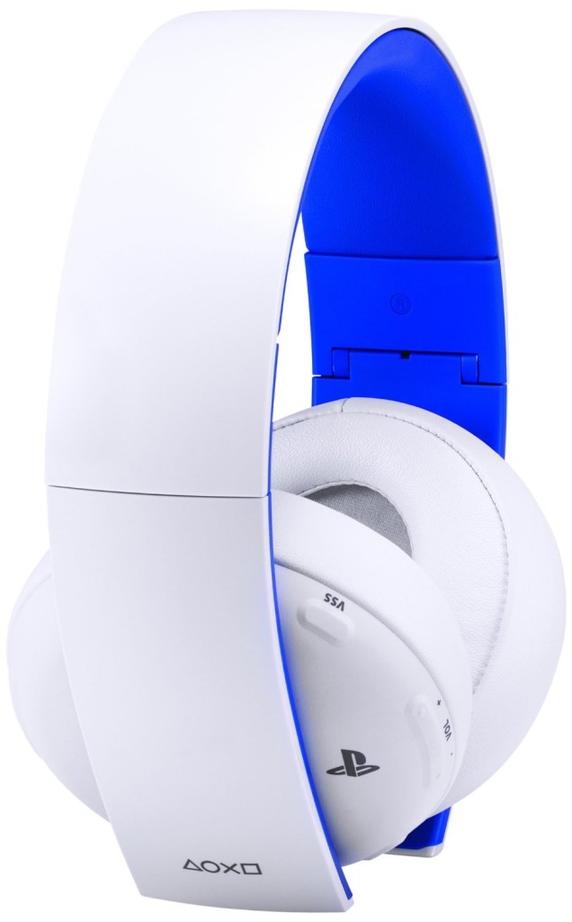 white-playstation-4-ps4-headphones